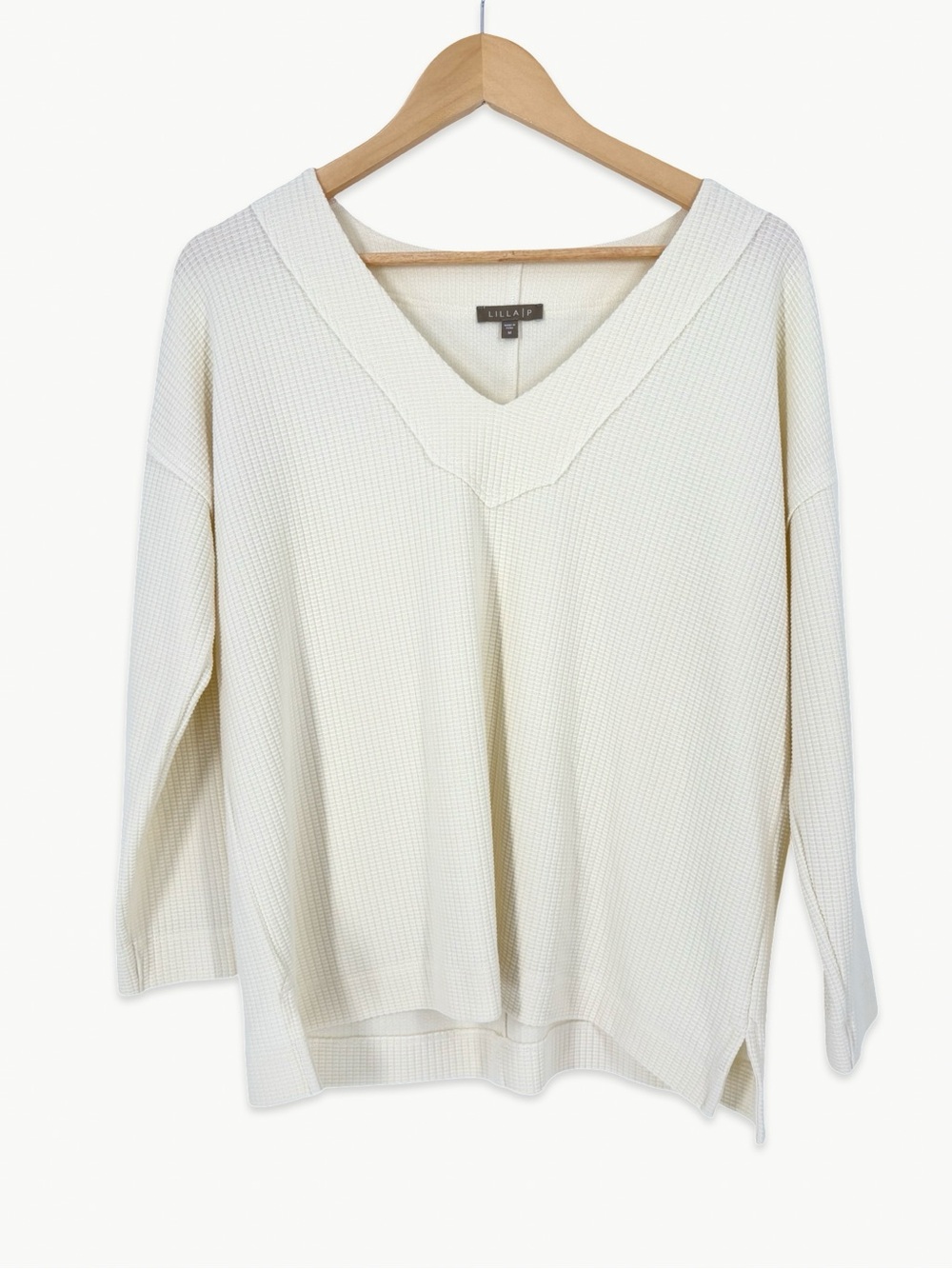 Lilla P Easy Dropped Shoulder V-Neck Size Medium Iin vory Waffle Thermal Top